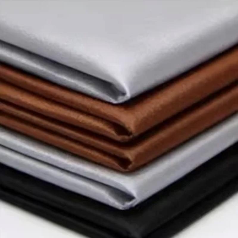 プレミアムスムースサテン生地、柔らかく光沢のあるシルクのよう - Home Textiles Premium のレビューと価格